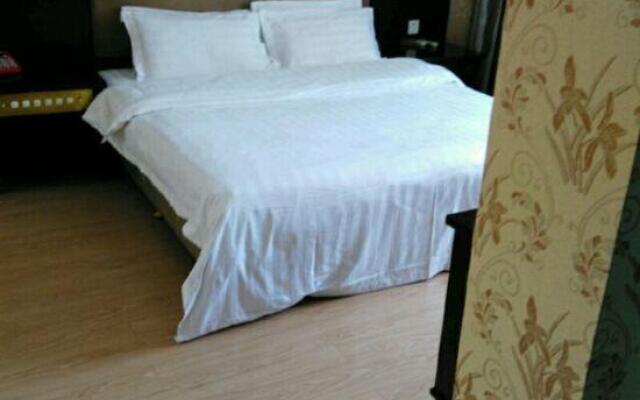 Donglai Business Hotel