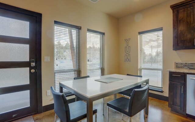 Urban Roundabout 2 Bedroom Home by RedAwning