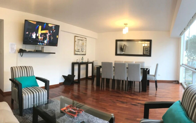 ALU Apartments - Miraflores Boardwalk