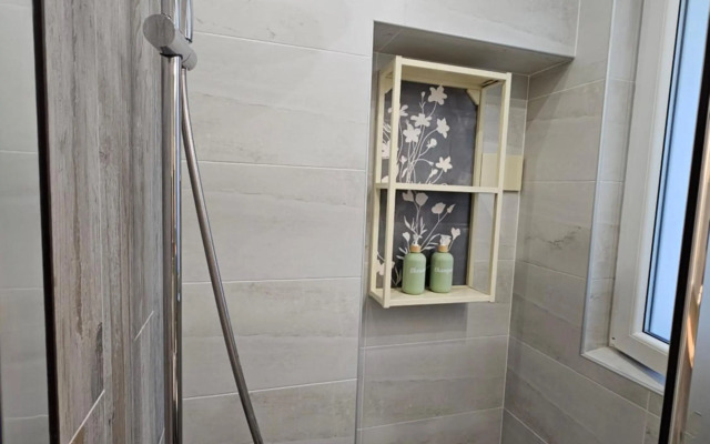 NIKA'S 2BD, Modern, Dondukov Apartment