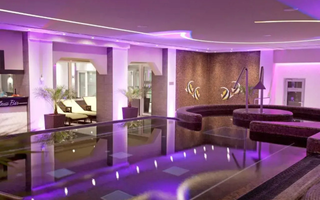 Hotel Délibáb