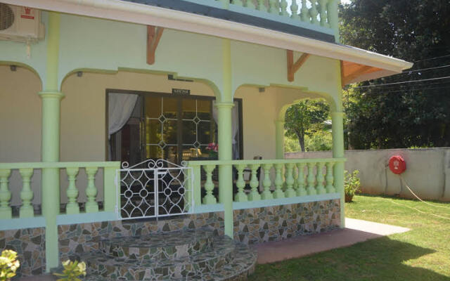 Au Cap Self Catering Guest House