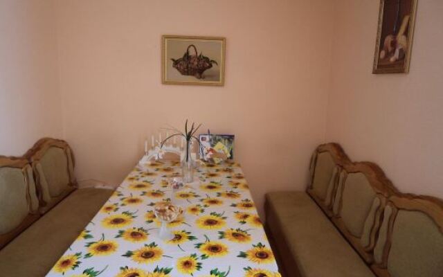 Guest House u Monastyrya