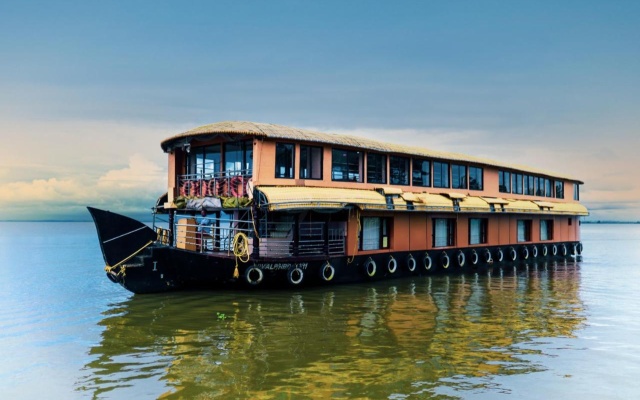 JCT Houseboats