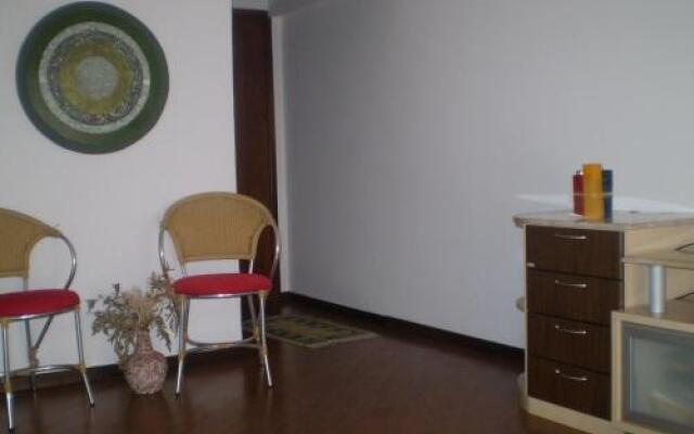 Quarto Privativo em Apartamento Confortável