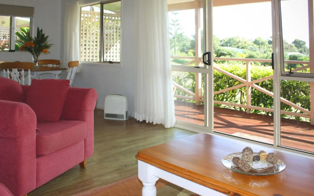 Poinciana Cottages