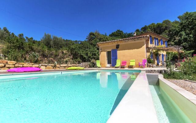 Quirky Villa in Contignac with a Private Pool