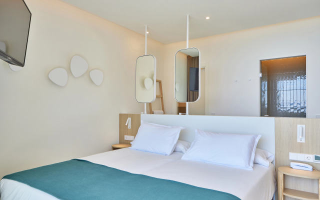 Universal Hotel Aquamarin