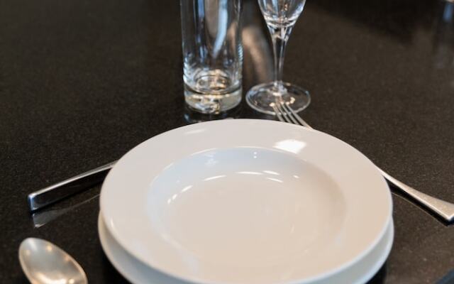 EDEN'S Homes & Villas - JW Marriott Marina Residences