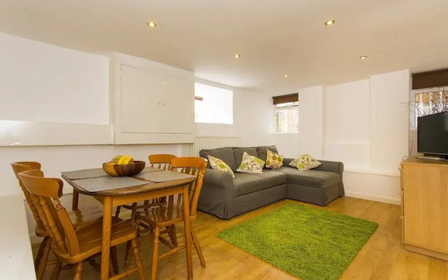 Huge Family Home in Sydenham Village