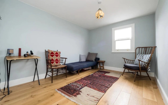 Lovely 4 Bedroom Terraced Family Home
