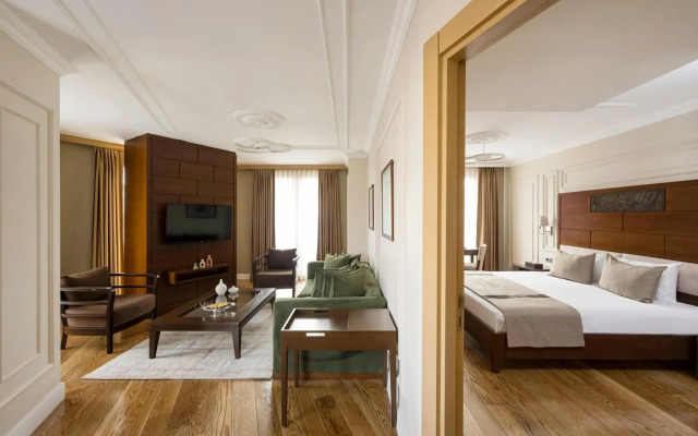 Continental Hotel