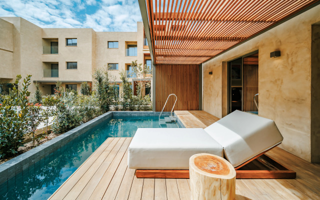 M Boutique Hotel - Designed for Adults