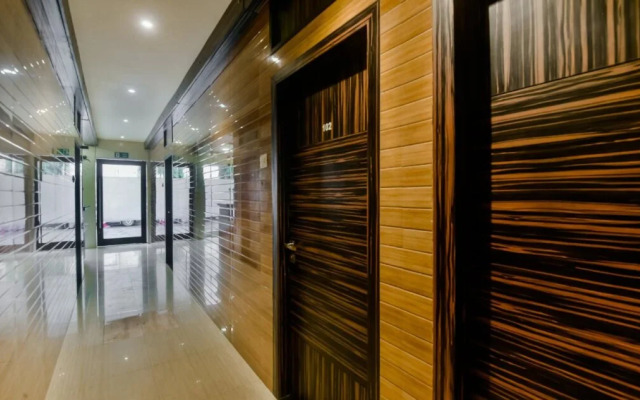 Abrol Hotel by OYO Rooms