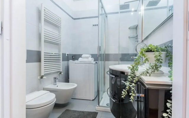 JOIVY Superb Flat For 4 W/Balcony Near Milano Centrale