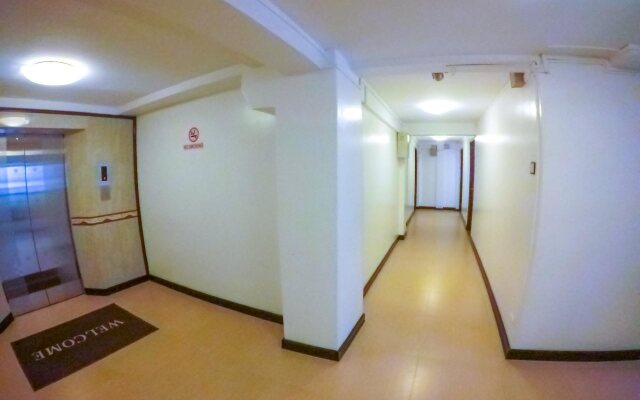 Clover Hotel