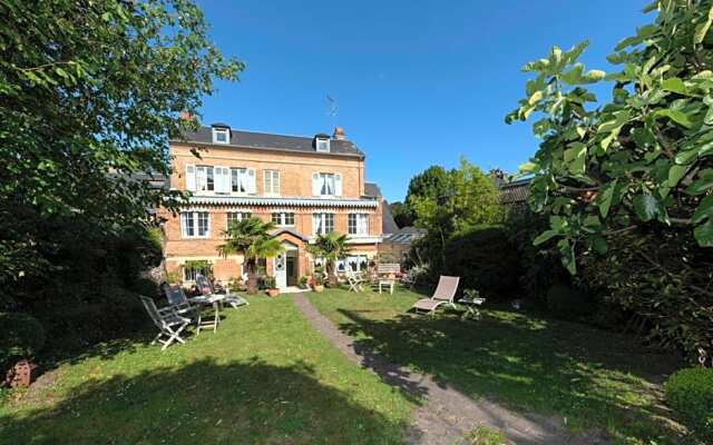 Jane'Laur Bed & Breakfast