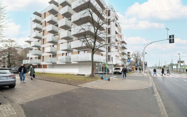 Studio in Poznań With Garden by Renters