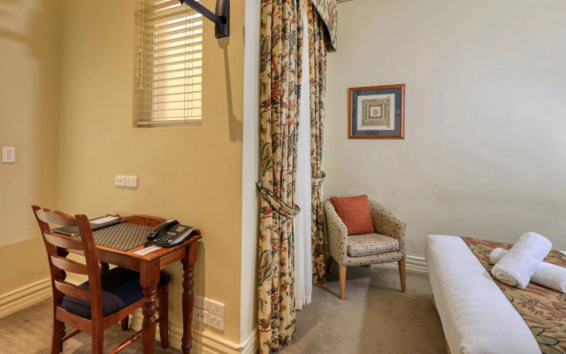 Royal Exchange Hotel