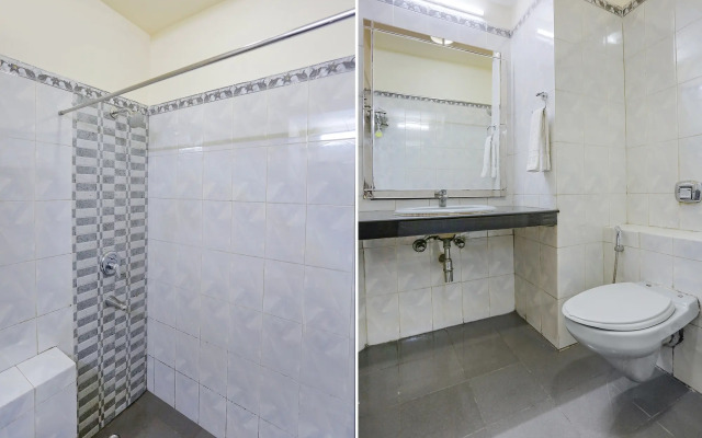 FabHotel Altus DLF Phase 2