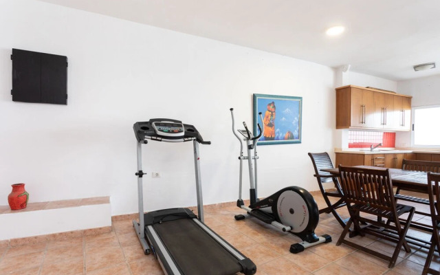 HomeLike Spectacular Luxury Triplex Tabaiba Private Pool