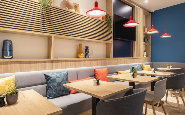 Holiday Inn Express Antwerp City Centre by IHG
