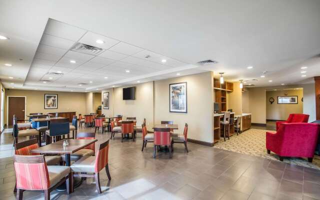 Comfort Suites Dodge City