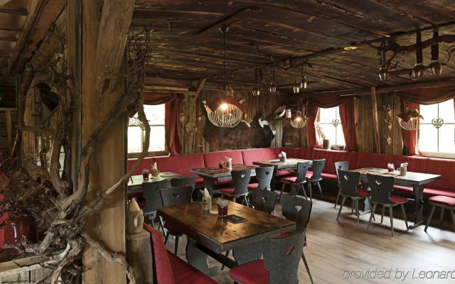 Wald & Schlosshotel Friedrichsruhe