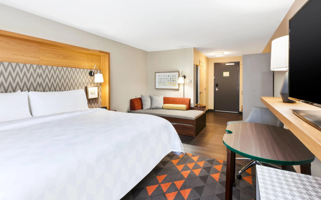 Holiday Inn & Suites Toledo Southwest - Perrysburg by IHG
