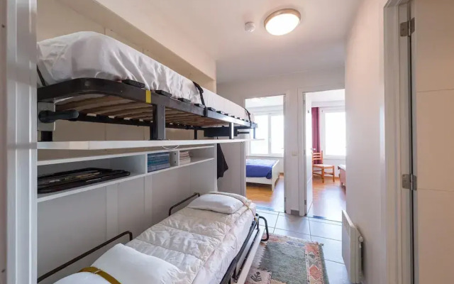 Apartment With Frontal Sea-views