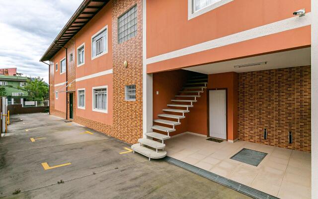 Apartamento tranquilo a 5min da UFSC RLB014