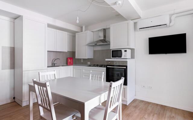 Bright and Cozy Studio by Wonderful Italy