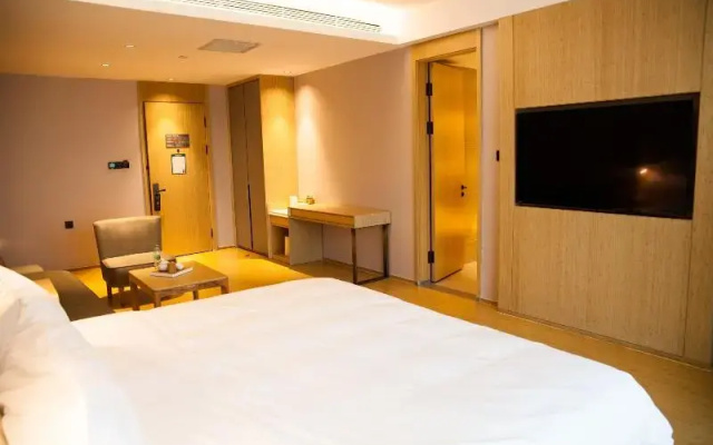 Ji Hotel Lanzhou West Railway Station North