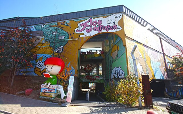 Paju Mori Café Pension