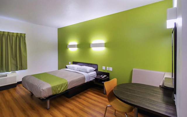 Motel 6 South Bend, IN - Mishawaka