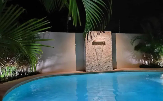 One Extra Free Night Staying 3 Nights Intl Chef & Yacht - Brekky Available