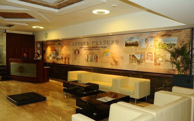 Iroomz Hotel SR Grand