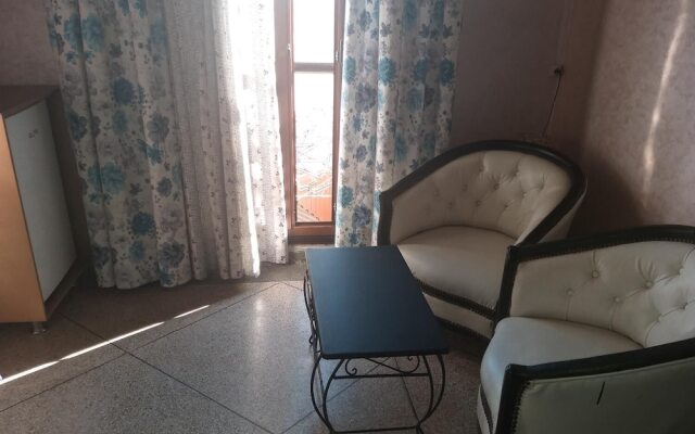 Hotel Lahlou