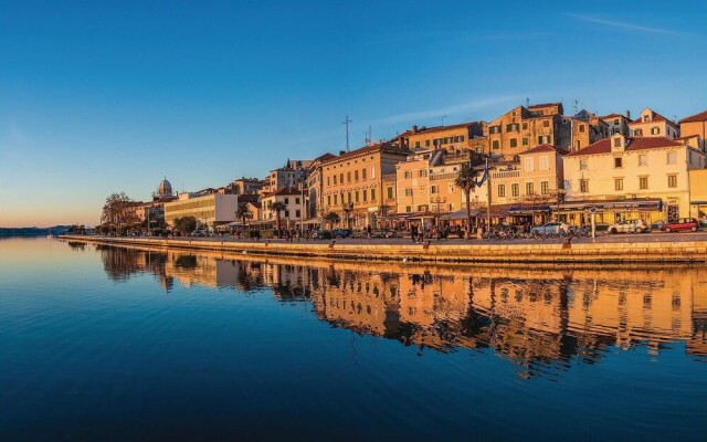 Nice Apartment in Sibenik With Wifi and 2 Bedrooms