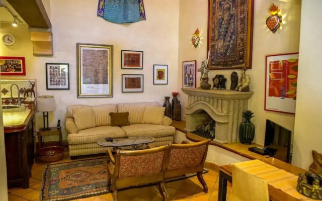 Location! Location! Location, 2 Bedroom on Aldama
