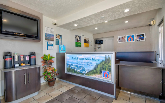Motel 6 Santa Fe