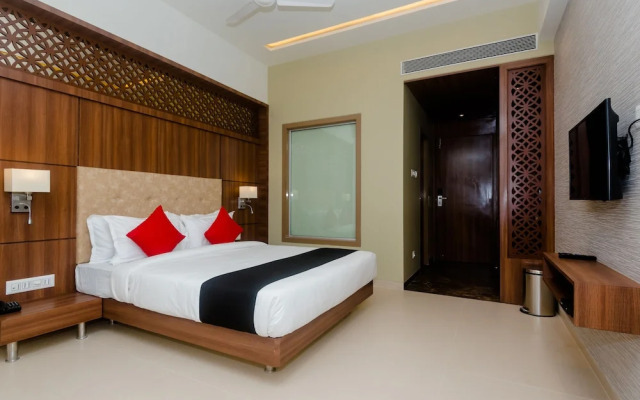 Capital O 28004 Hotel Mathoshree