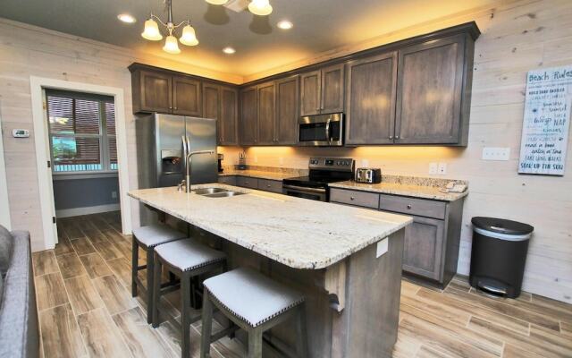 Romeo Beach by Youngs Suncoast