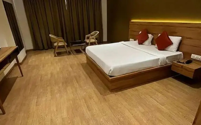 Fabhotel Shivam I
