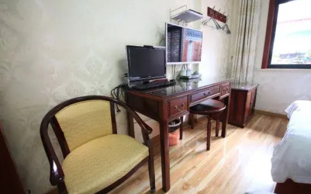 the Jiuhua Mountain Chicken Heights