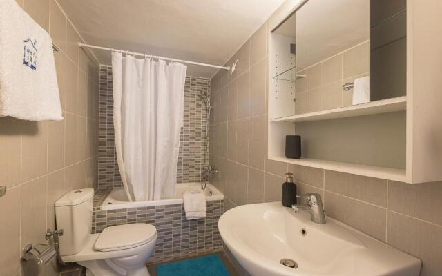 #FLH - Authentic Retro Flat in City Center