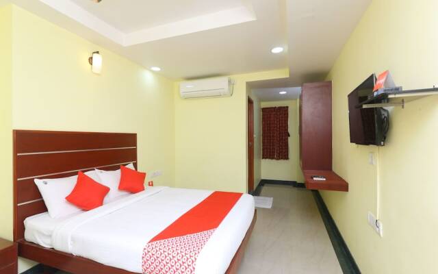 OYO 15558 Sri Sai Nivas Inn