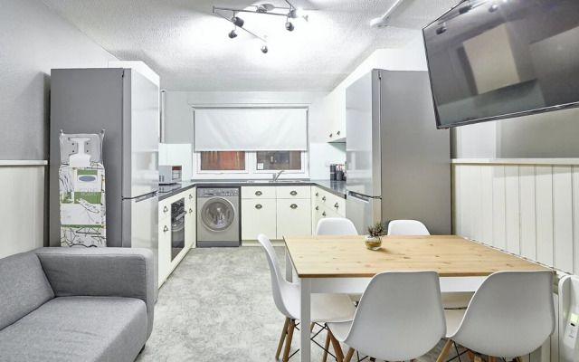 Destiny Student Meadow Court - Campus Accommodation