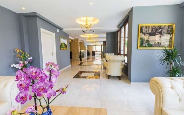 Almercan Hotel Suite