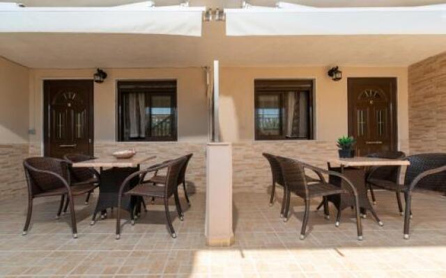 House Kostas